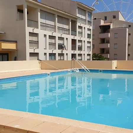 Апартаменты Climatise Au Centre Port Avec Piscine, Parking, Et Proche Animations - Fr-1-801-8 *